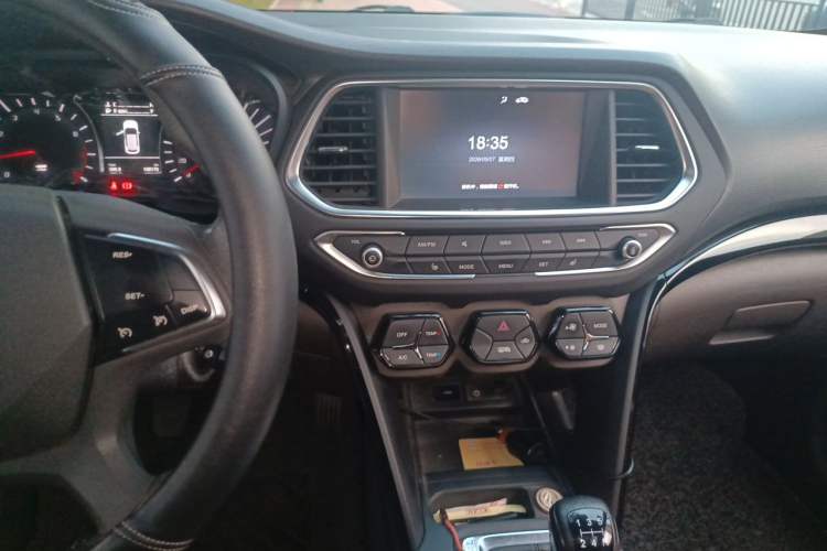 Used GAC Trumpchi GS4 2015 200T Manual Luxury Edition Audio And AC Panel