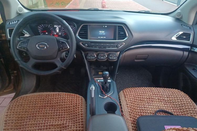 Used GAC Trumpchi GS4 2015 200T Manual Luxury Edition Center Console