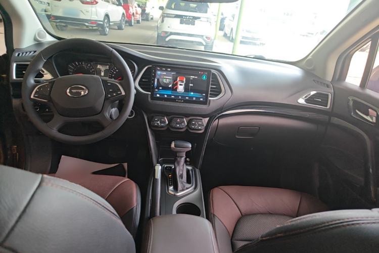 Used GAC Trumpchi GS4 2015 200T G-DCT Elite Edition Center Console