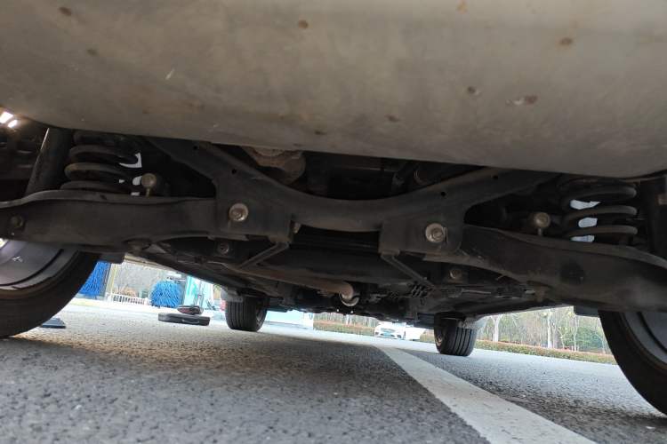 Used GAC Trumpchi GS4 2015 200T G-DCT Luxury Edition Chassis Rear
