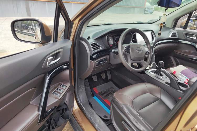 Used GAC Trumpchi GS4 2015 200T Manual Elite Edition Driver Seat