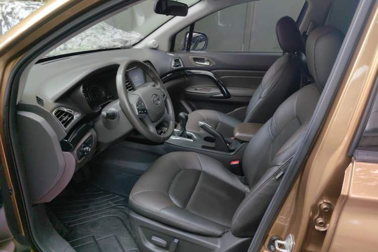 Used GAC Trumpchi GS4 2015 200T Manual Luxury Edition Driver Seat