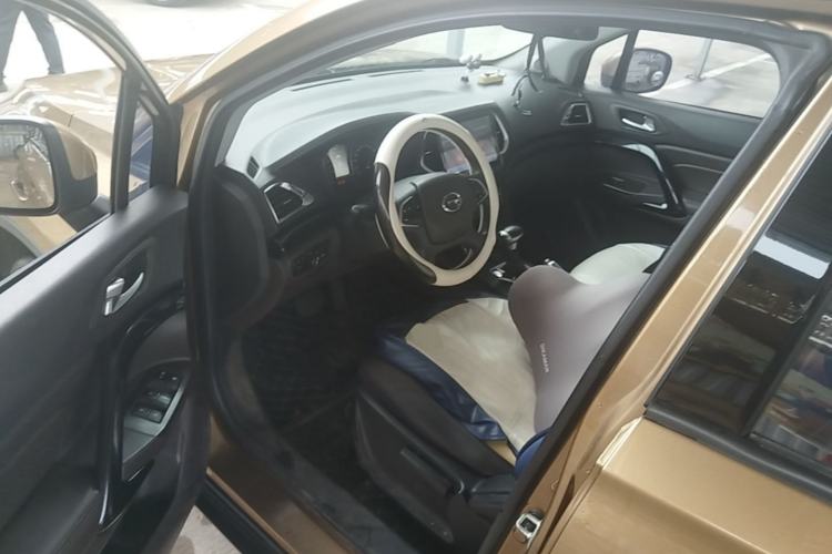 Used GAC Trumpchi GS4 2015 200T G-DCT Elite Edition Driver Seat