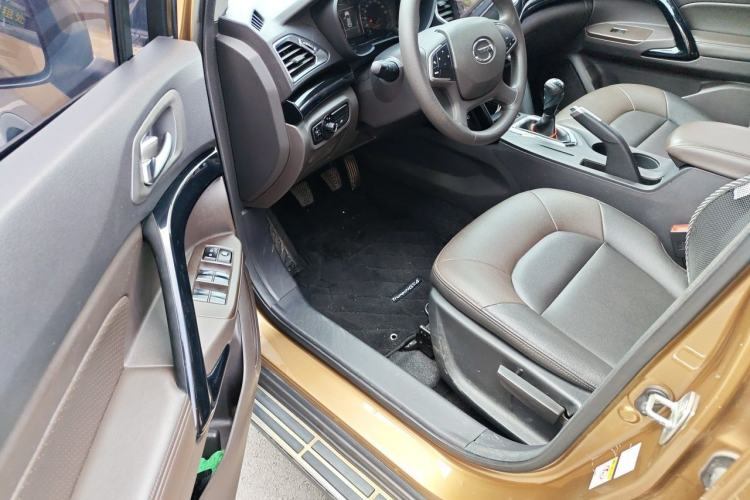 Used GAC Trumpchi GS4 2015 200T Manual Elite Edition Driver Seat