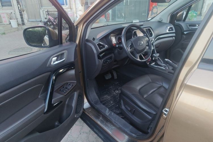 Used GAC Trumpchi GS4 2015 200T G-DCT Luxury Edition Driver Seat