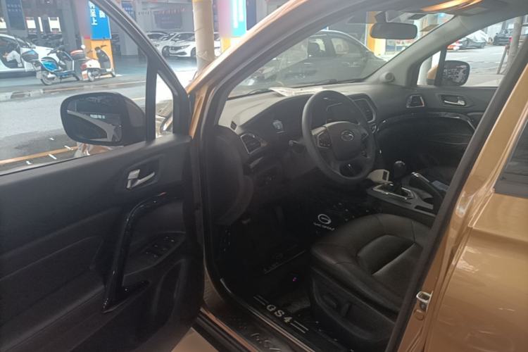 Used GAC Trumpchi GS4 2015 200T Manual Luxury Edition Driver Seat