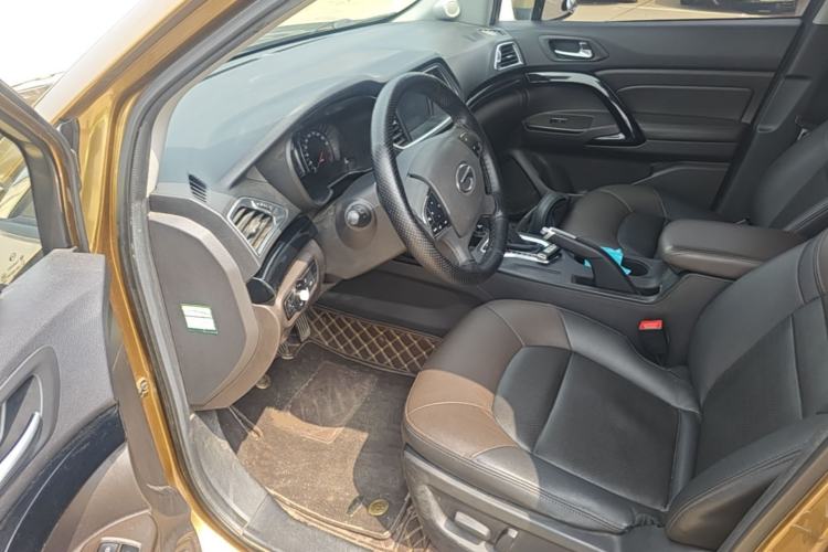Used GAC Trumpchi GS4 2015 200T G-DCT Luxury Edition Driver Seat