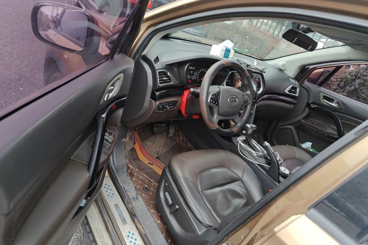 Used GAC Trumpchi GS4 2015 200T G-DCT Luxury Edition Driver Seat