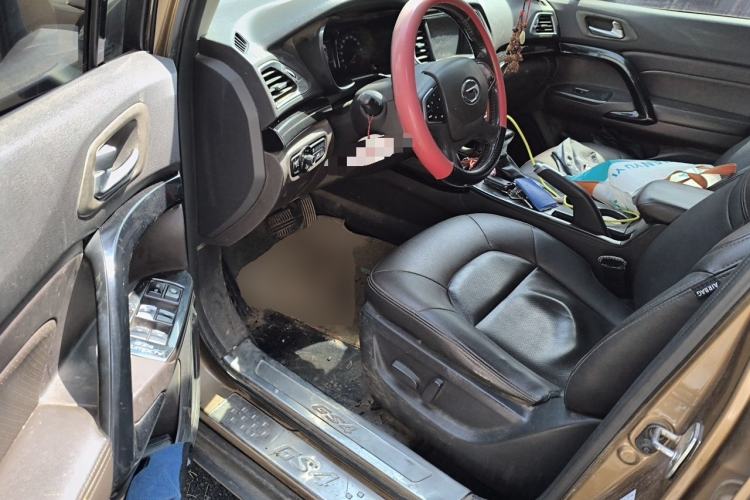 Used GAC Trumpchi GS4 2015 200T G-DCT Luxury Edition Driver Seat