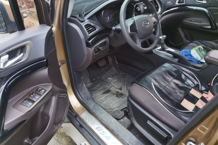 Used GAC Trumpchi GS4 2015 200T G-DCT Comfort Edition Driver Seat