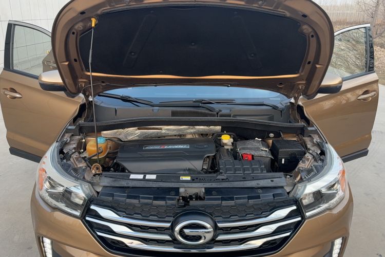 Used GAC Trumpchi GS4 2015 200T G-DCT Luxury Edition Engine Bay
