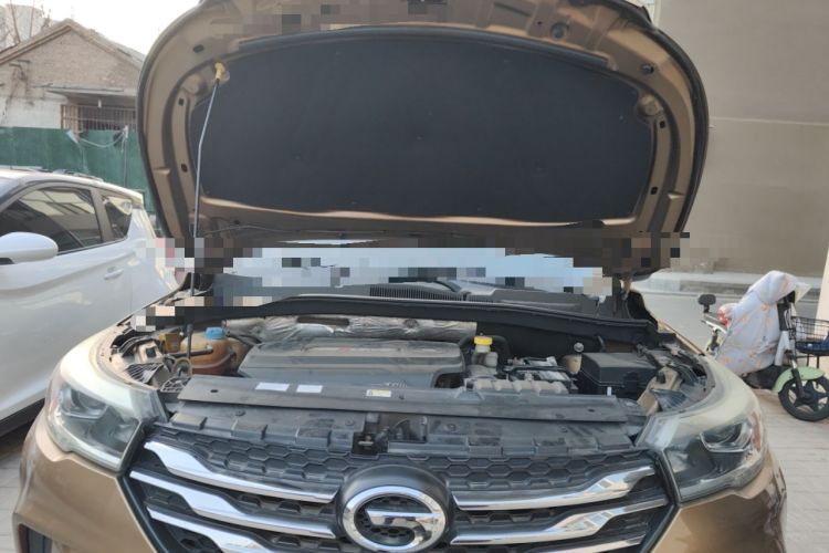 Used GAC Trumpchi GS4 2015 200T Manual Elite Edition Engine Bay