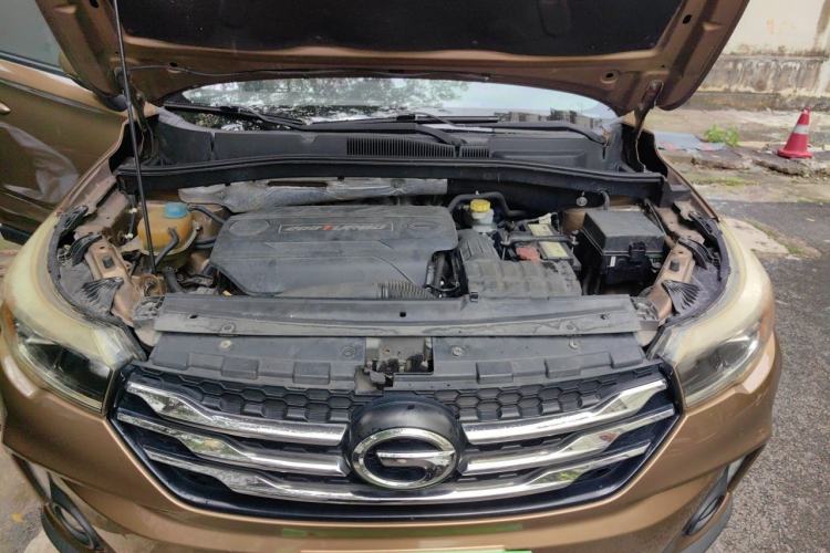 Used GAC Trumpchi GS4 2015 200T Manual Luxury Edition Engine Bay