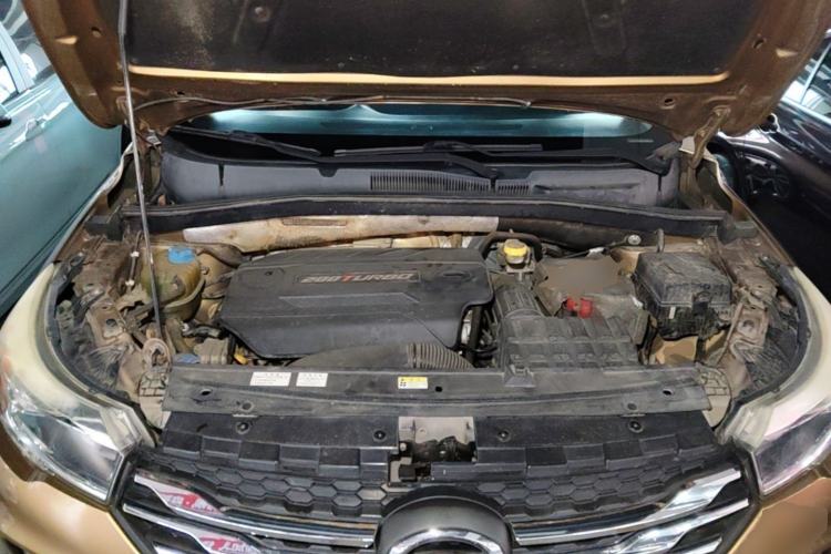 Used GAC Trumpchi GS4 2015 200T G-DCT Luxury Edition Engine Bay