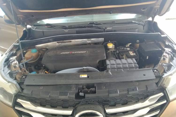 Used GAC Trumpchi GS4 2015 200T G-DCT Luxury Edition Engine Bay