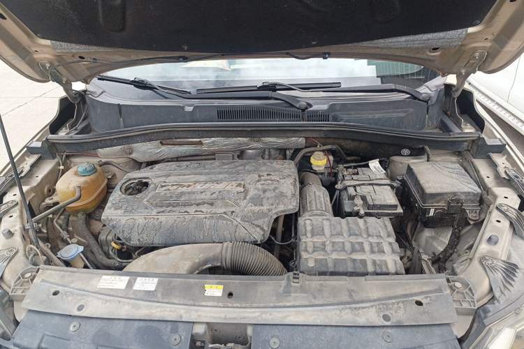 Used GAC Trumpchi GS4 2015 200T G-DCT Luxury Edition Engine Bay