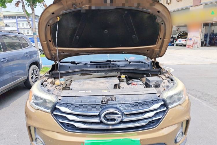 Used GAC Trumpchi GS4 2015 200T Manual Elite Edition Engine Bay