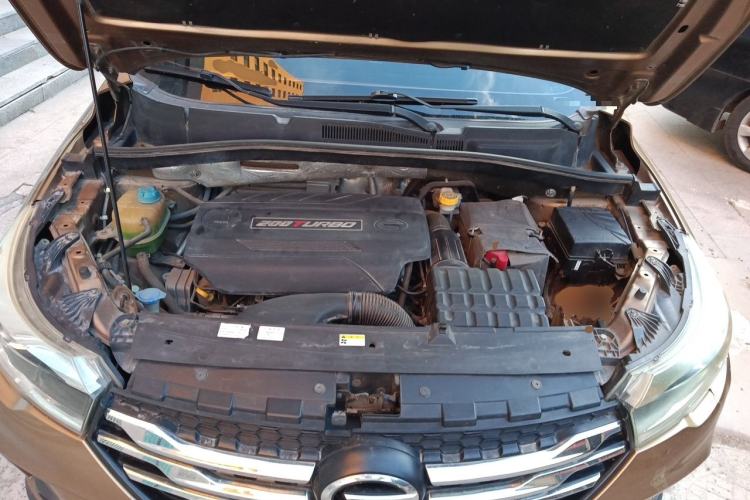 Used GAC Trumpchi GS4 2015 200T G-DCT Luxury Edition Engine Bay