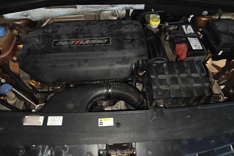 Used GAC Trumpchi GS4 2015 200T G-DCT Elite Edition Engine Bay