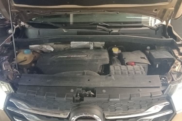 Used GAC Trumpchi GS4 2015 200T G-DCT Luxury Edition Engine Bay