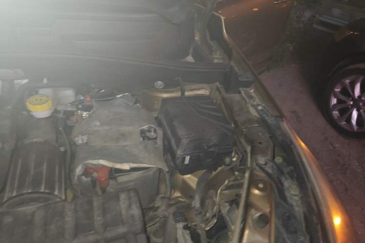 Used GAC Trumpchi GS4 2015 200T G-DCT Luxury Edition Engine Bay Left