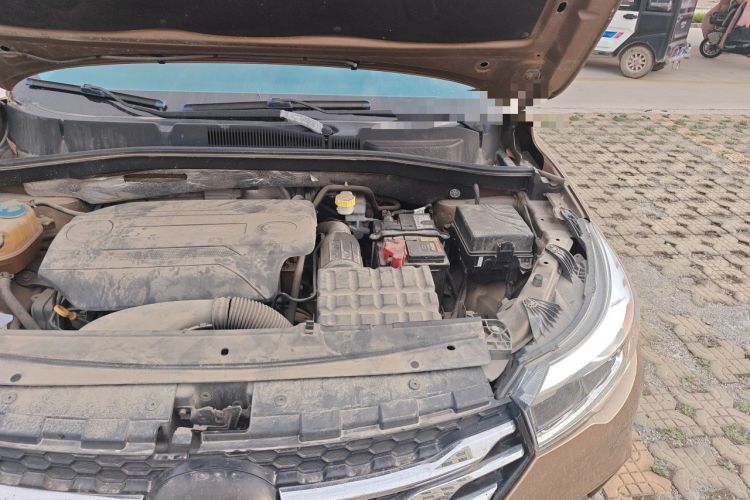 Used GAC Trumpchi GS4 2015 200T G-DCT Elite Edition Engine Bay Left