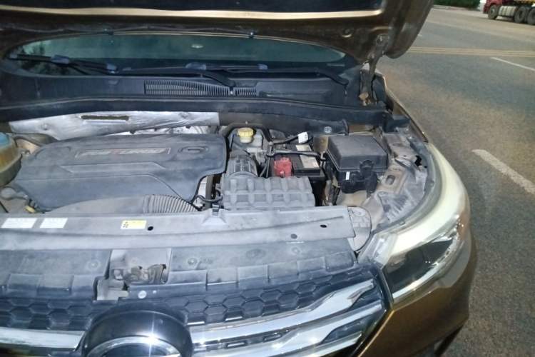 Used GAC Trumpchi GS4 2015 200T G-DCT Prestige Edition Engine Bay Left
