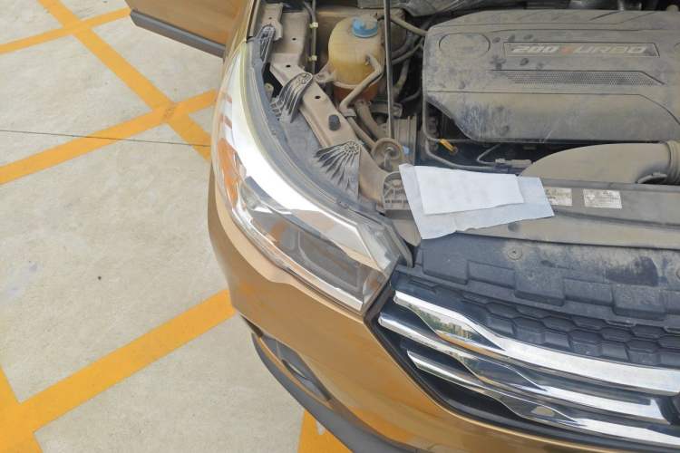 Used GAC Trumpchi GS4 2015 200T G-DCT Luxury Edition Engine Bay Right