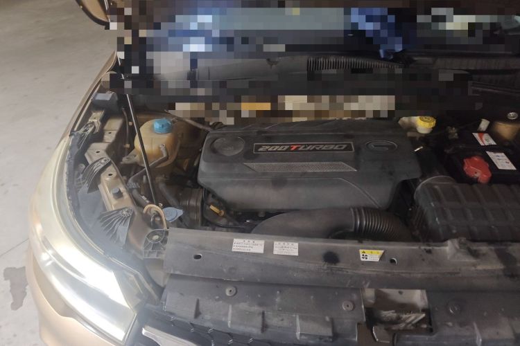 Used GAC Trumpchi GS4 2015 200T Manual Elite Edition Engine Bay Right
