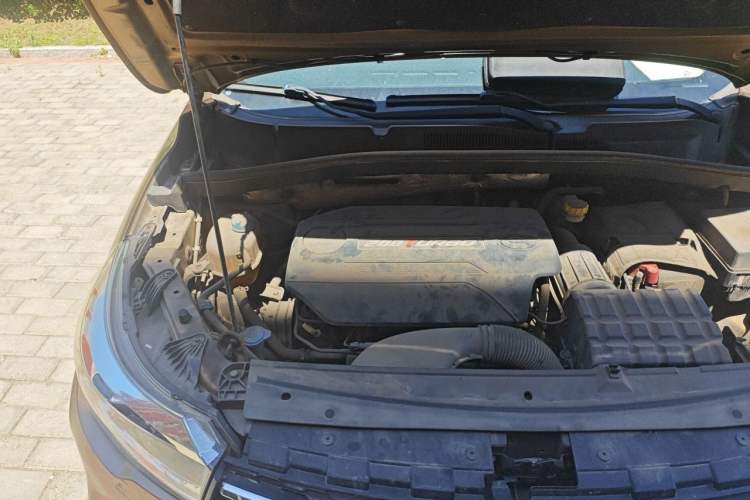 Used GAC Trumpchi GS4 2015 200T G-DCT Luxury Edition Engine Bay Right