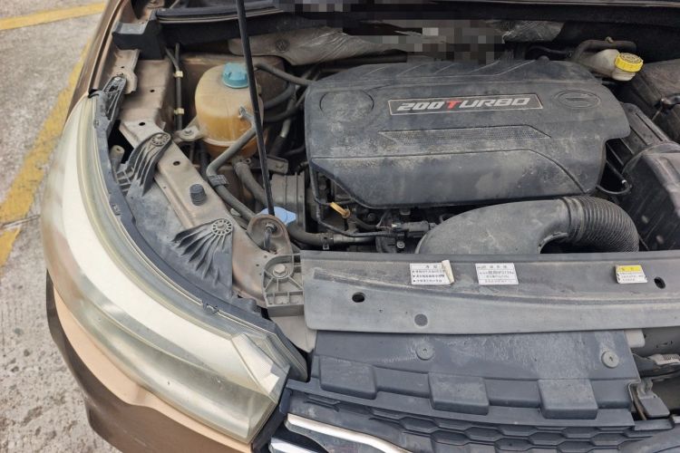 Used GAC Trumpchi GS4 2015 200T G-DCT Luxury Edition Engine Bay Right