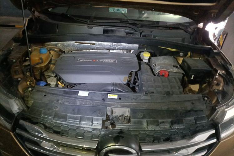 Used GAC Trumpchi GS4 2015 200T G-DCT Luxury Edition Engine Bay