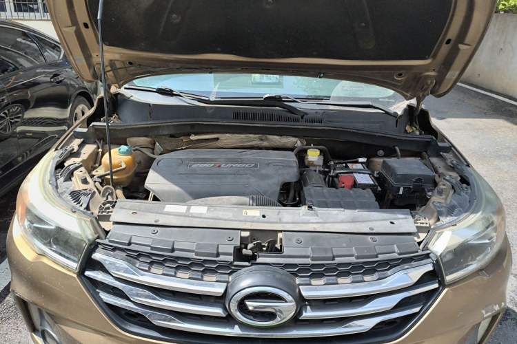 Used GAC Trumpchi GS4 2015 200T G-DCT Luxury Edition Engine Bay