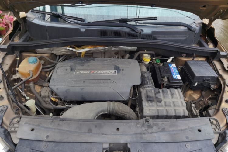Used GAC Trumpchi GS4 2015 200T G-DCT Comfort Edition Engine Bay