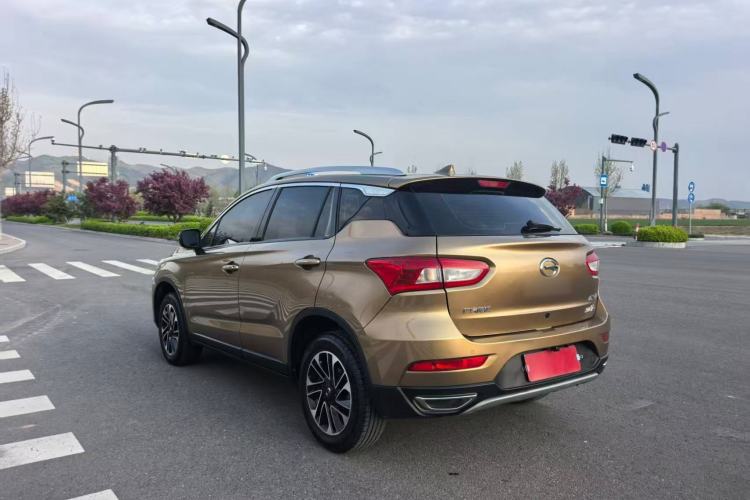 Used GAC Trumpchi GS4 2015 200T G-DCT Elite Edition Exterior 3