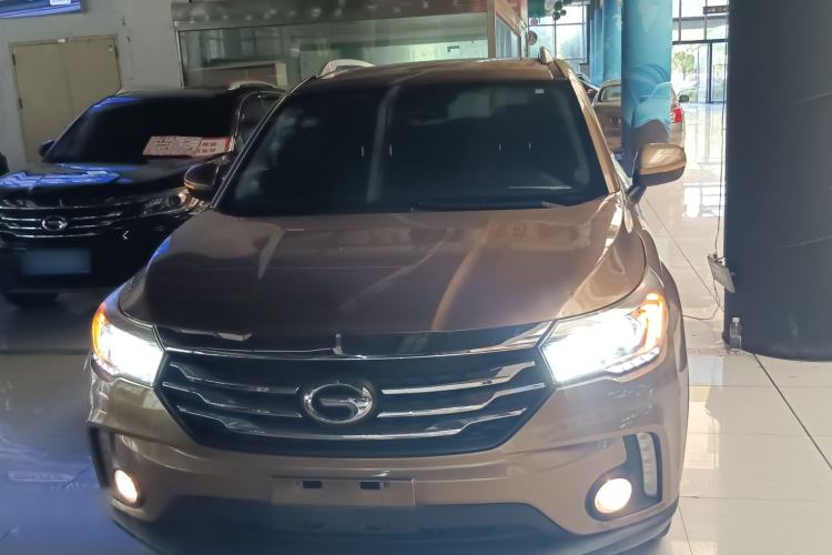 Used GAC Trumpchi GS4 2015 200T G-DCT Luxury Edition Front
