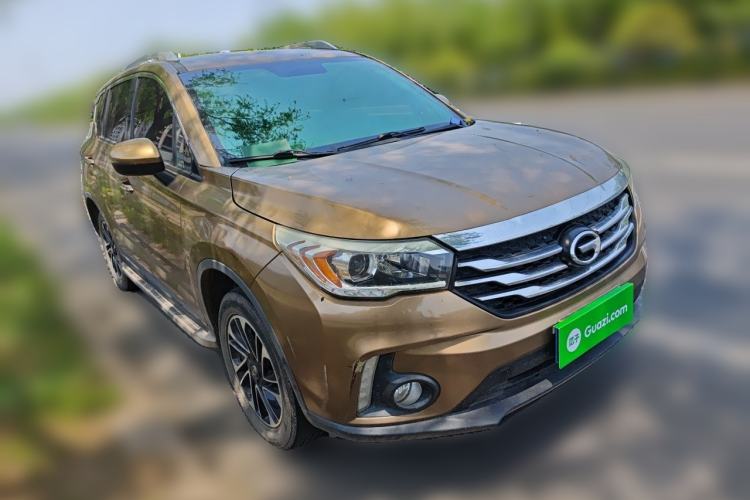 Used GAC Trumpchi GS4 2015 200T G-DCT Elite Edition Front Right 45 Deg
