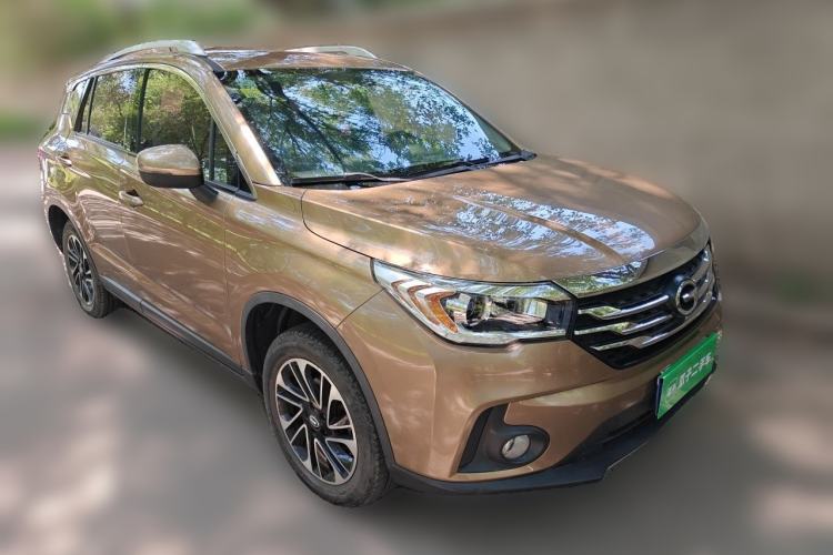 Used GAC Trumpchi GS4 2015 200T Manual Elite Edition Front Right 45 Deg