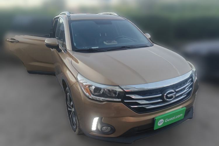 Used GAC Trumpchi GS4 2015 200T G-DCT Luxury Edition Front Right 45 Deg