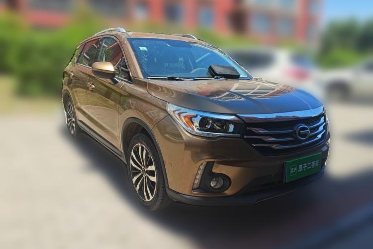 Used GAC Trumpchi GS4 2015 200T G-DCT Luxury Edition Front Right 45 Deg