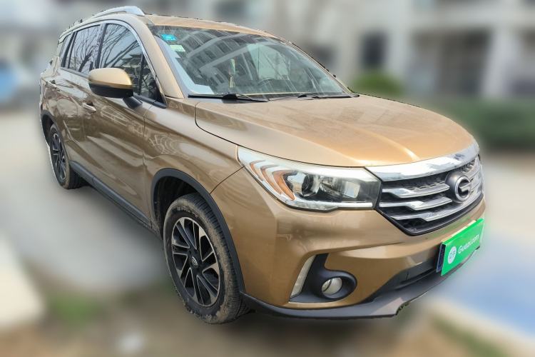 Used GAC Trumpchi GS4 2015 200T Manual Luxury Edition Front Right 45 Deg