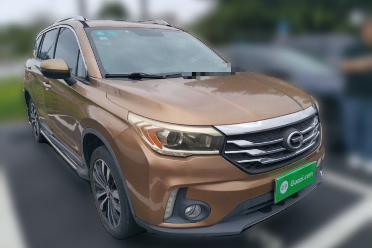 Used GAC Trumpchi GS4 2015 200T G-DCT Elite Edition Front Right 45 Deg