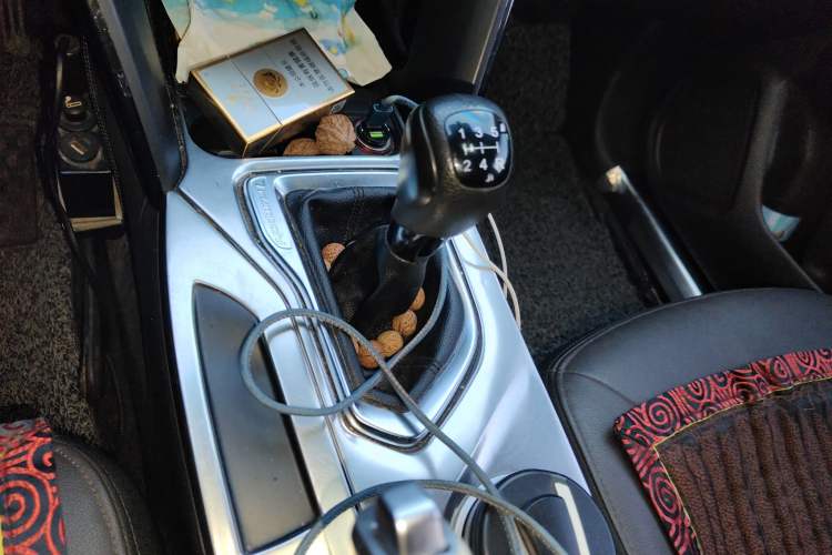 Used GAC Trumpchi GS4 2015 200T Manual Elite Edition Gear Lever
