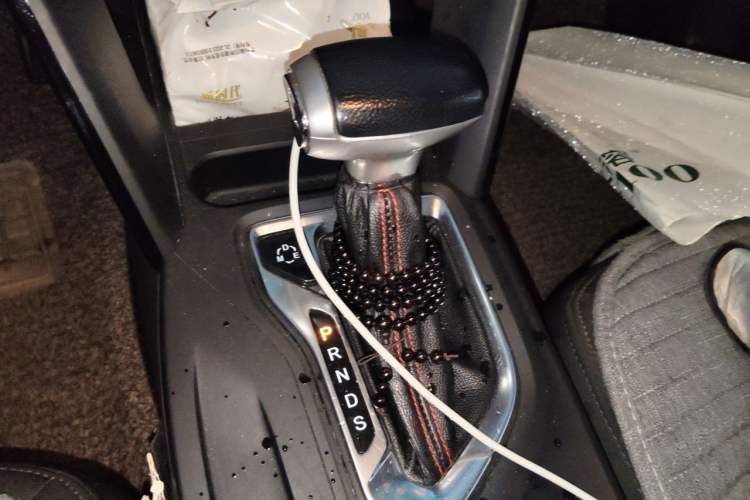 Used GAC Trumpchi GS4 2015 200T G-DCT Comfort Edition Gear Lever
