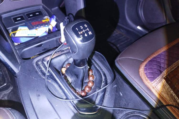 Used GAC Trumpchi GS4 2015 200T Manual Luxury Edition Gear Lever