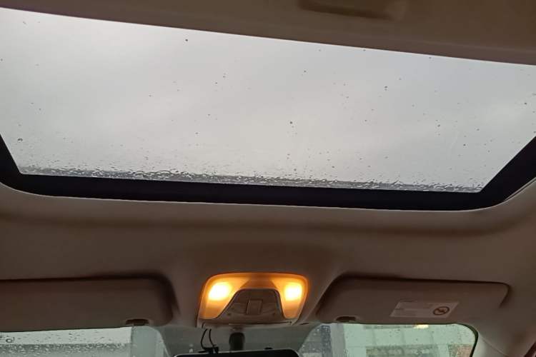 Used GAC Trumpchi GS4 2015 200T G-DCT Elite Edition Headliner