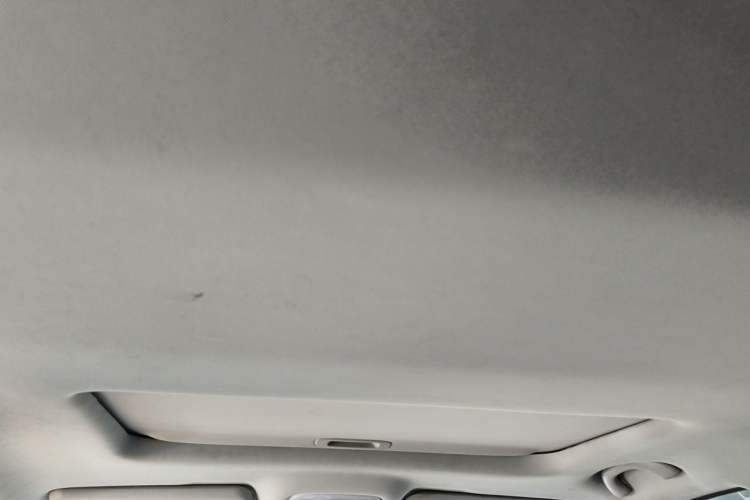 Used GAC Trumpchi GS4 2015 200T G-DCT Elite Edition Headliner