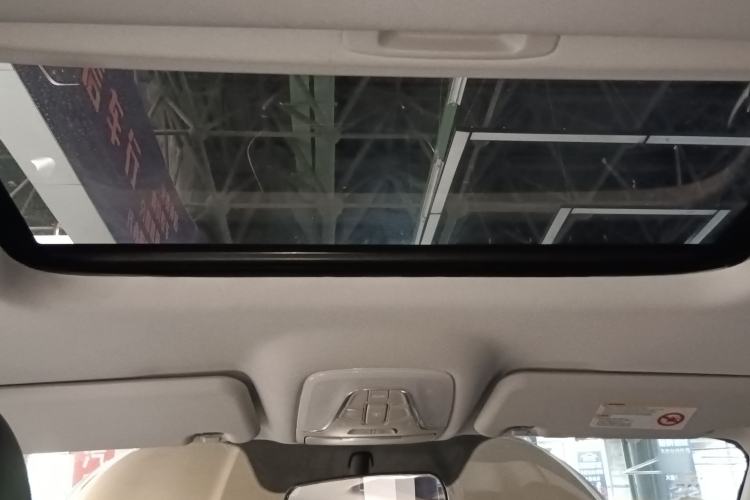 Used GAC Trumpchi GS4 2015 200T G-DCT Luxury Edition Headliner
