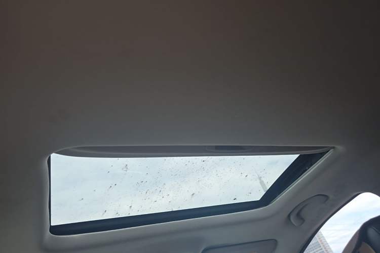 Used GAC Trumpchi GS4 2015 200T Manual Luxury Edition Headliner