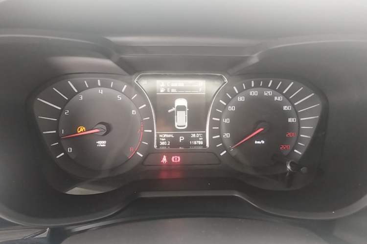Used GAC Trumpchi GS4 2015 200T G-DCT Elite Edition Instrument Cluster